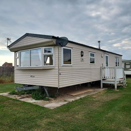 Апартаменты 6 Berth The Chase Инголдмелс Экстерьер фото