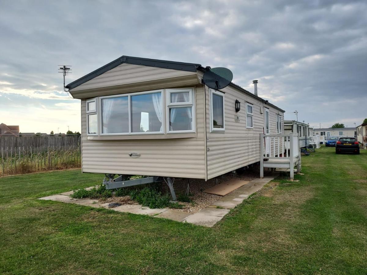 Апартаменты 6 Berth The Chase Инголдмелс Экстерьер фото