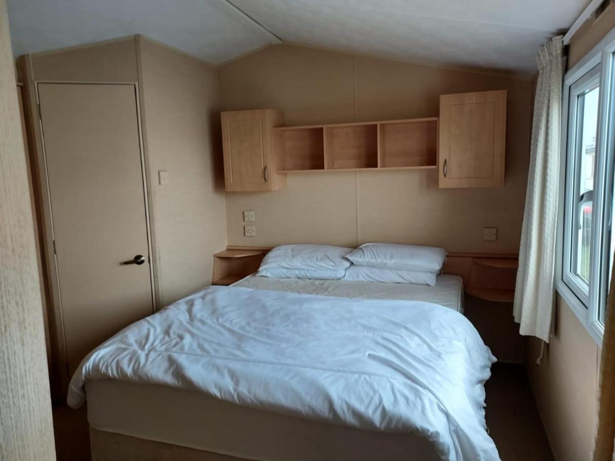 Апартаменты 6 Berth The Chase Инголдмелс Экстерьер фото